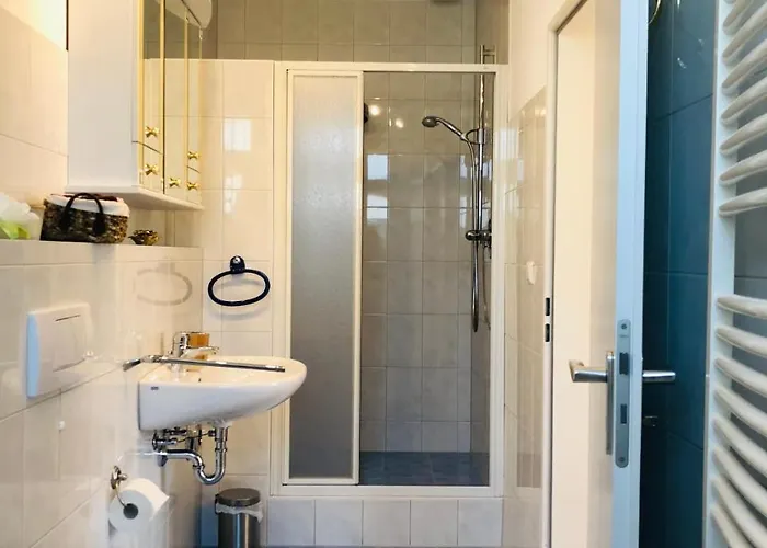 Апартаменти Golden Gapa Family 27 *